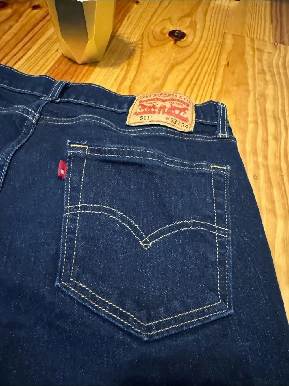Levi's 511 Jeans Mens 33x34 Blue Slim Tapered Dark Wash Denim Zip Fly Casual